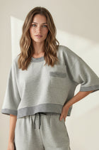 Relaxed Contrast Trim Crop Tee