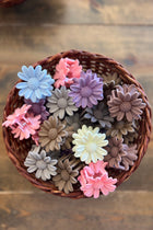 Mini Daisy Claw Clip - 8 Colors