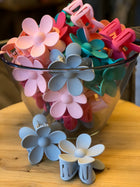 Flower Clip - 8 Colors