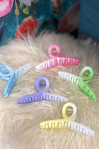 Ombre Twist Clip - 5 Colors