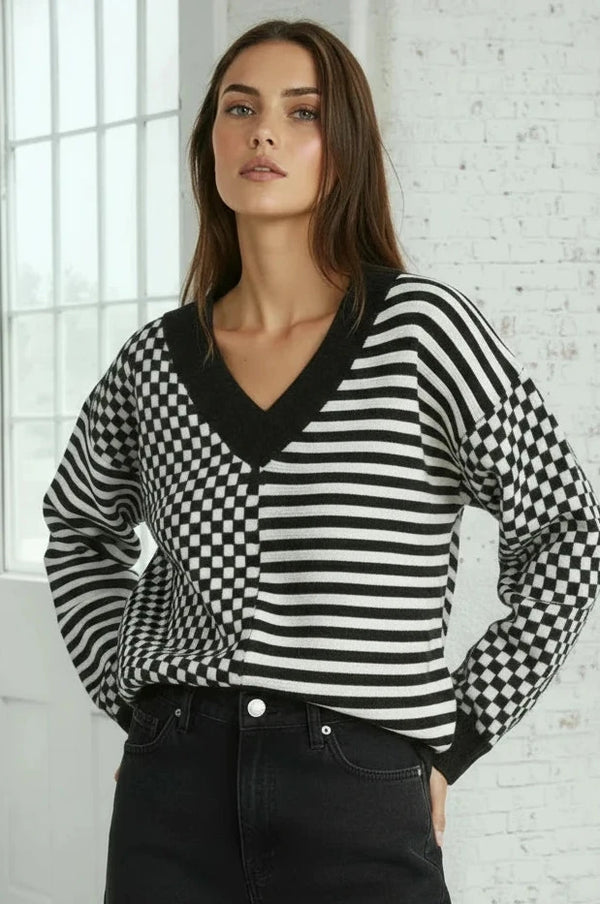 Checker Pattern Sweater - Ivory/Black